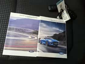 Ford Focus (2021) thumbnail 12