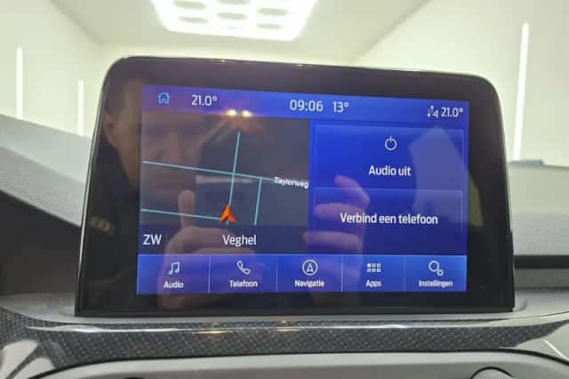 Ford Focus (2021) thumbnail 6