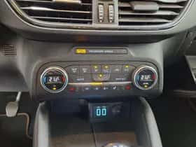 Ford Focus (2021) thumbnail 7