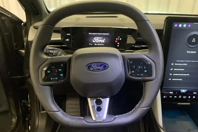 Ford Capri (2026) thumbnail 16