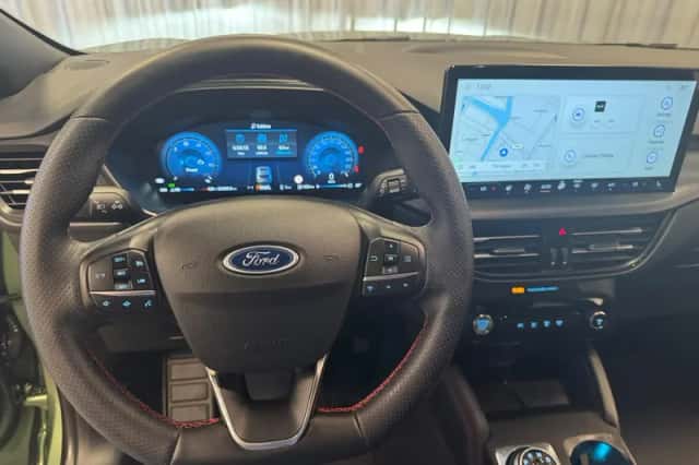 Ford Kuga (2025) thumbnail 3