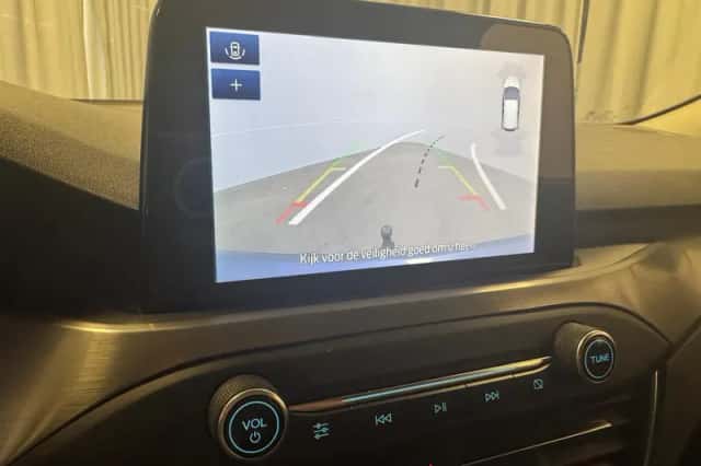 Ford Focus (2021) thumbnail 12