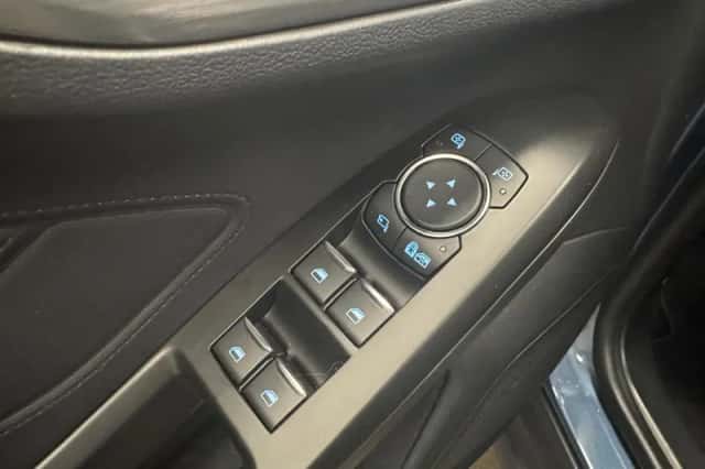 Ford Focus (2021) thumbnail 19