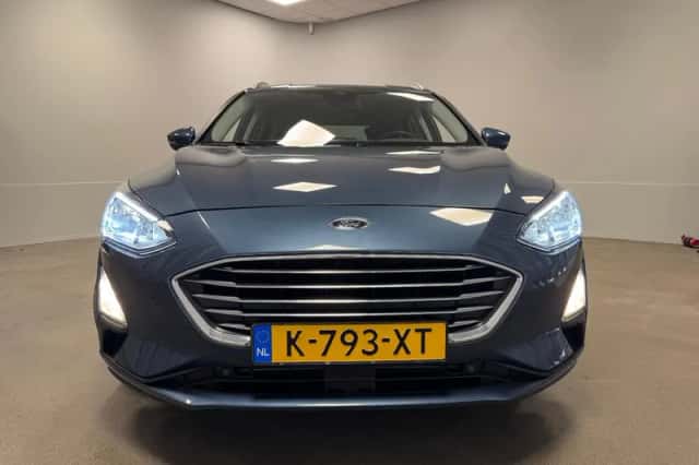 Ford Focus (2021) thumbnail 7
