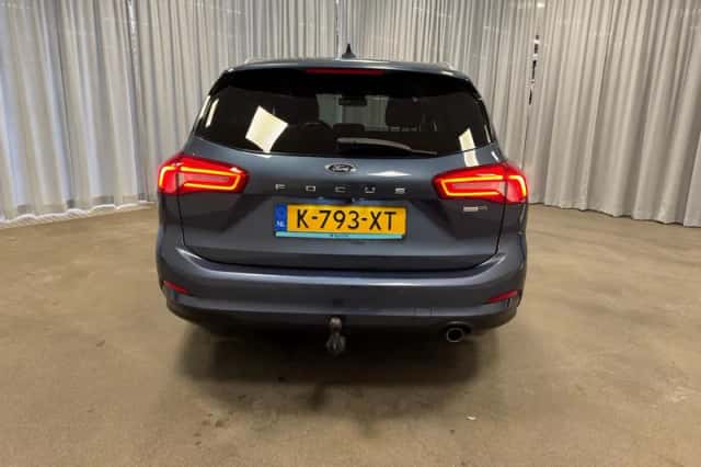 Ford Focus (2021) thumbnail 9