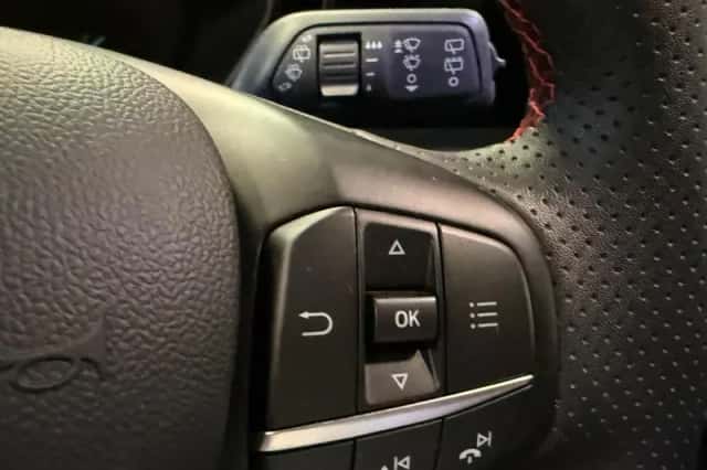 Ford Focus (2024) thumbnail 25