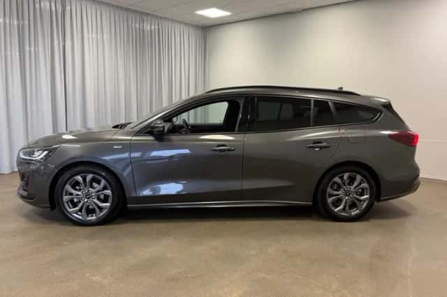 Ford Focus (2024) thumbnail 7