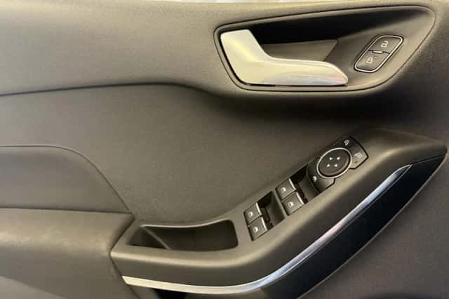 Ford Fiesta (2020) thumbnail 27