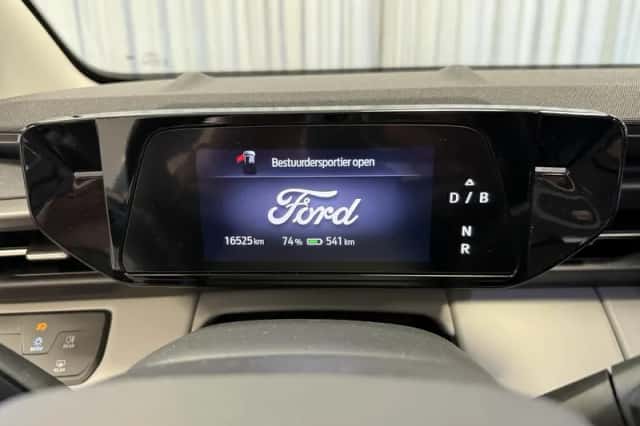 Ford Explorer (2025) thumbnail 15