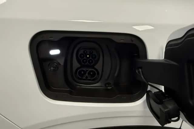 Ford Explorer (2025) thumbnail 24