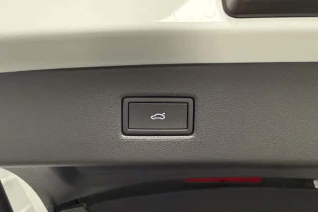 Ford Explorer (2025) thumbnail 25