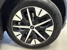 Ford Explorer (2025) thumbnail 5