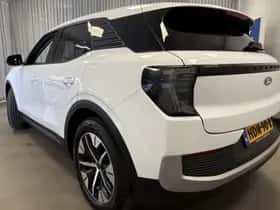 Ford Explorer (2025) thumbnail 6