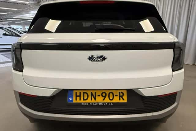 Ford Explorer (2025) thumbnail 9