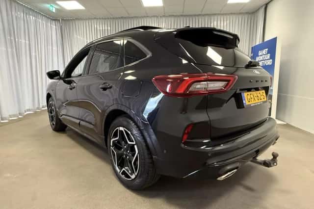 Ford Kuga (2024) thumbnail 4