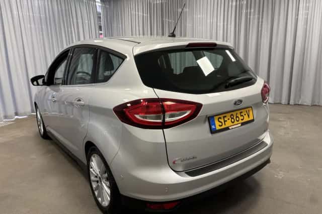 Ford C-Max (2018) thumbnail 3