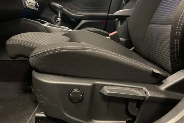 Ford Focus (2025) thumbnail 16