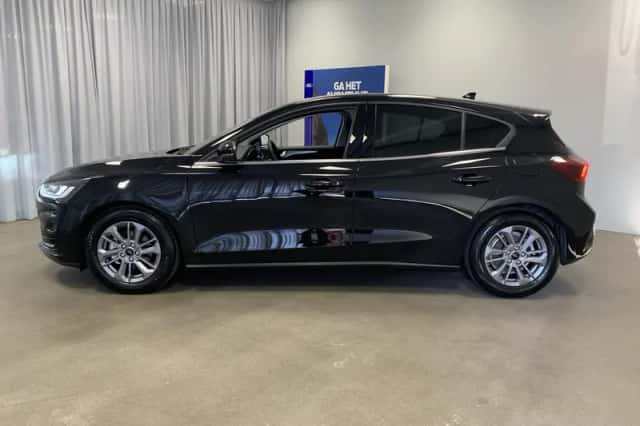 Ford Focus (2025) thumbnail 8