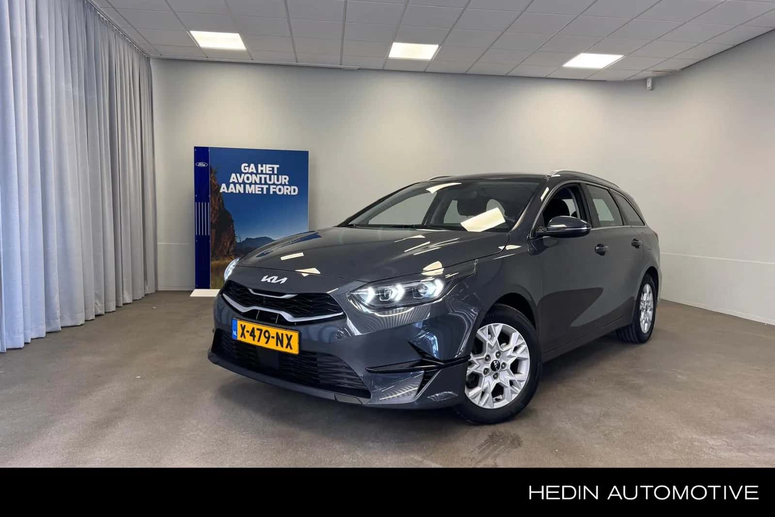 Kia Ceed Sportswagon (2024) — foto 1