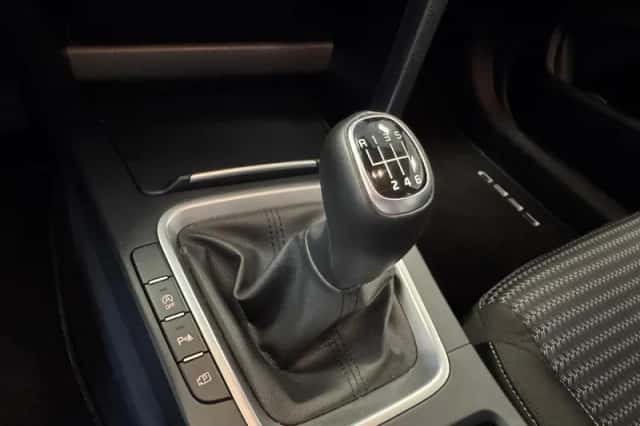 Kia Ceed Sportswagon (2024) thumbnail 17