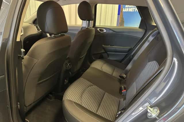 Kia Ceed Sportswagon (2024) thumbnail 24