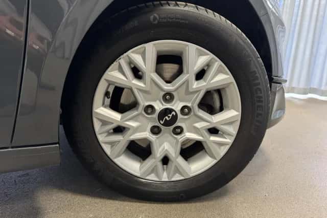 Kia Ceed Sportswagon (2024) thumbnail 5