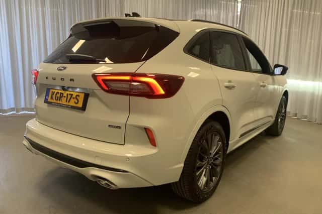 Ford Kuga (2026) thumbnail 2