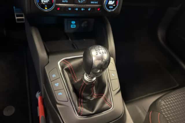 Ford Focus (2023) thumbnail 14