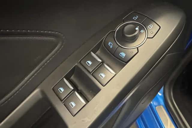 Ford Focus (2023) thumbnail 21