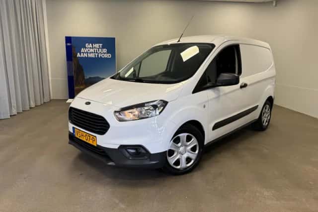 Ford Transit Courier (2022) thumbnail 23
