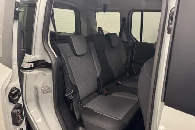 Ford Tourneo Courier (2024) thumbnail 25