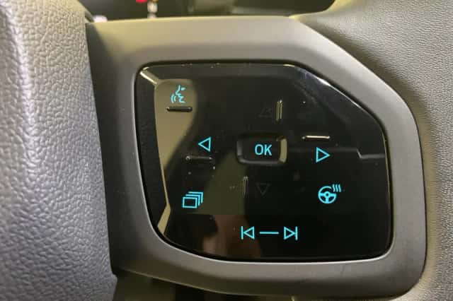 Ford Explorer (2026) thumbnail 15