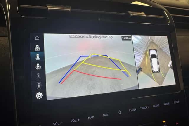 Hyundai Tucson (2023) thumbnail 13