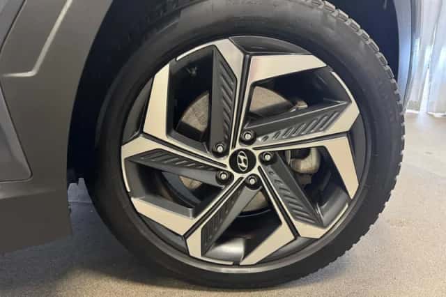 Hyundai Tucson (2023) thumbnail 5