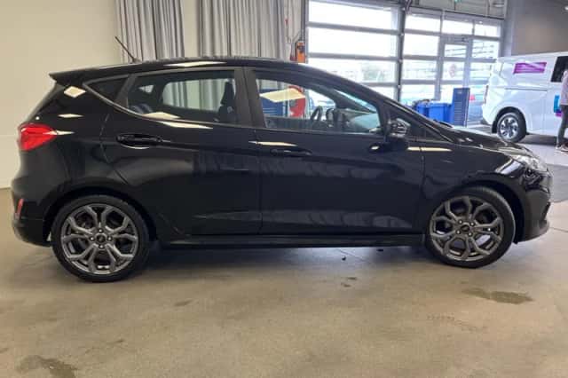 Ford Fiesta (2018) thumbnail 11