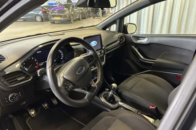 Ford Fiesta (2018) thumbnail 13