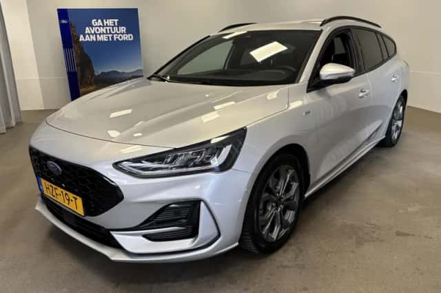 Ford Focus (2025) thumbnail 2