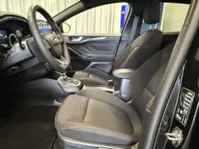 Ford Focus (2025) thumbnail 10