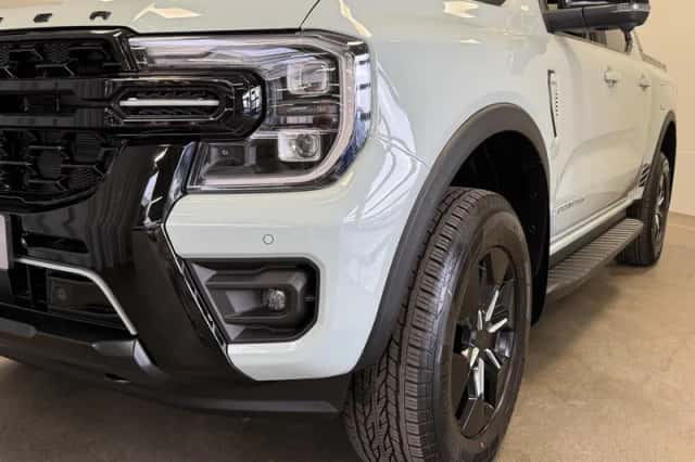 Ford Ranger (2025) thumbnail 3
