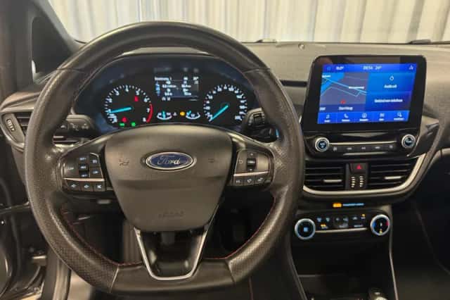 Ford Fiesta (2021) thumbnail 3