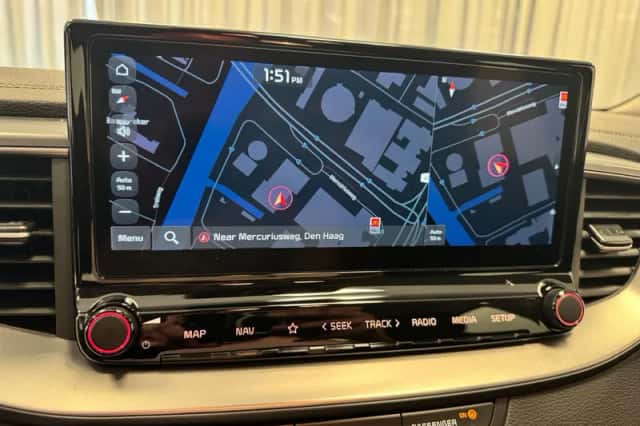 Kia Ceed (2023) thumbnail 11