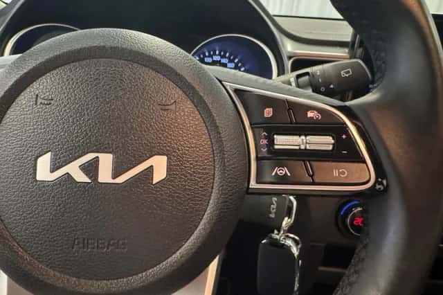 Kia Ceed (2023) thumbnail 19