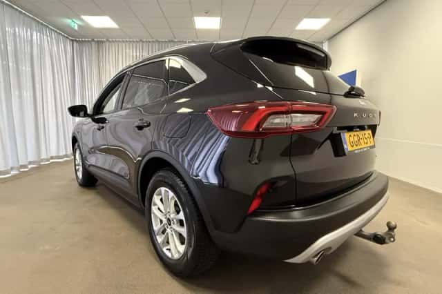 Ford Kuga (2024) thumbnail 6