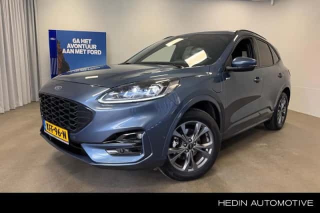 Ford Kuga (2023) thumbnail 1