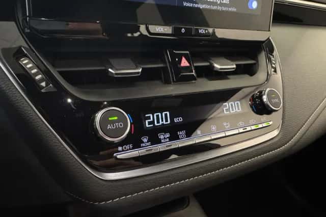 Toyota Corolla (2023) thumbnail 13