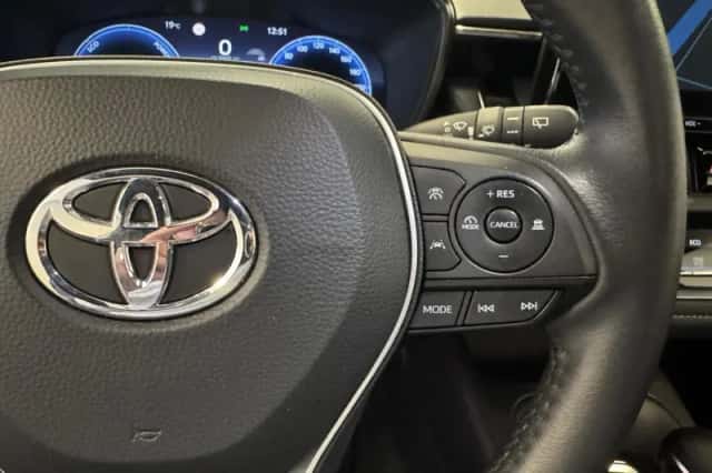 Toyota Corolla (2023) thumbnail 17