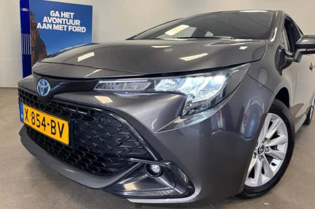 Toyota Corolla (2023) thumbnail 6
