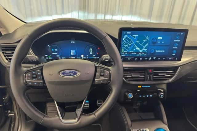 Ford Kuga (2026) thumbnail 3
