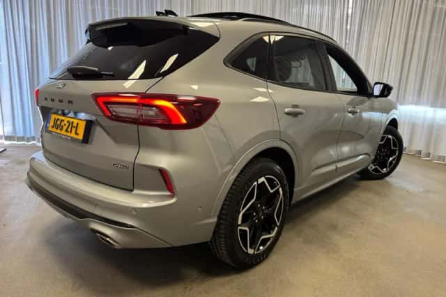 Ford Kuga (2025) thumbnail 2