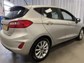 Ford Fiesta (2018) thumbnail 2